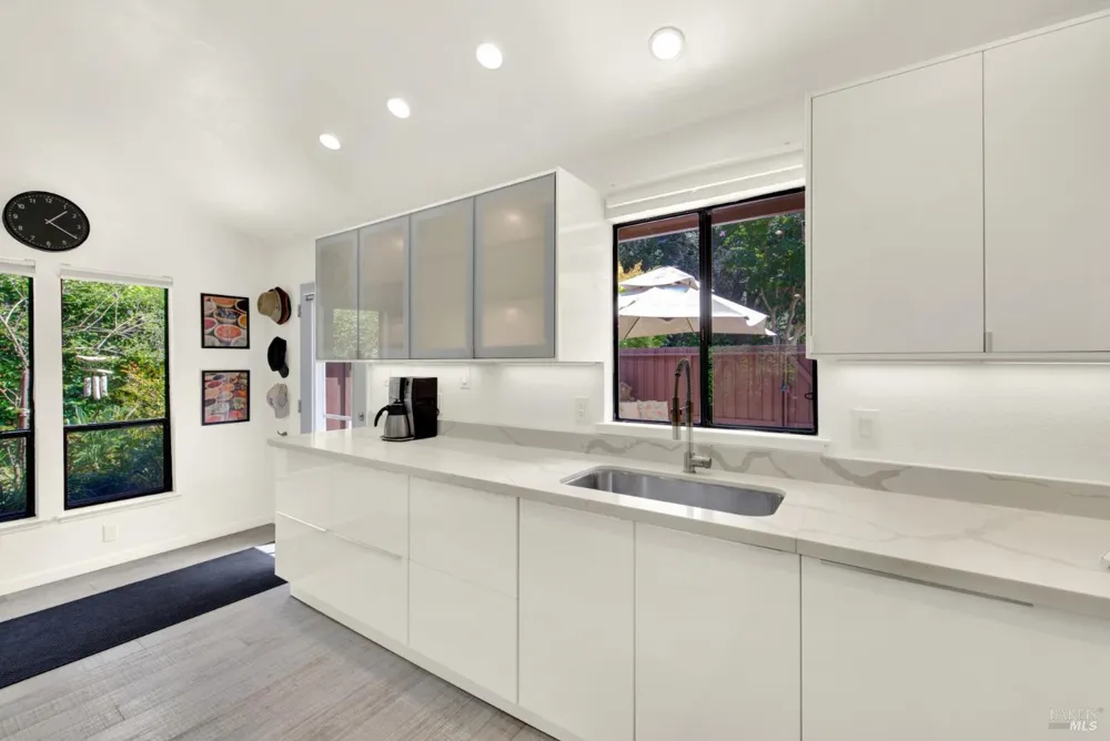 2144 Clay Street Napa, CA 94559