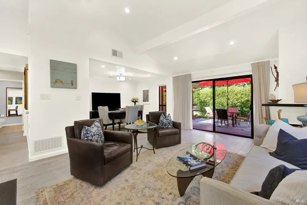 2144 Clay Street Napa, CA 94559