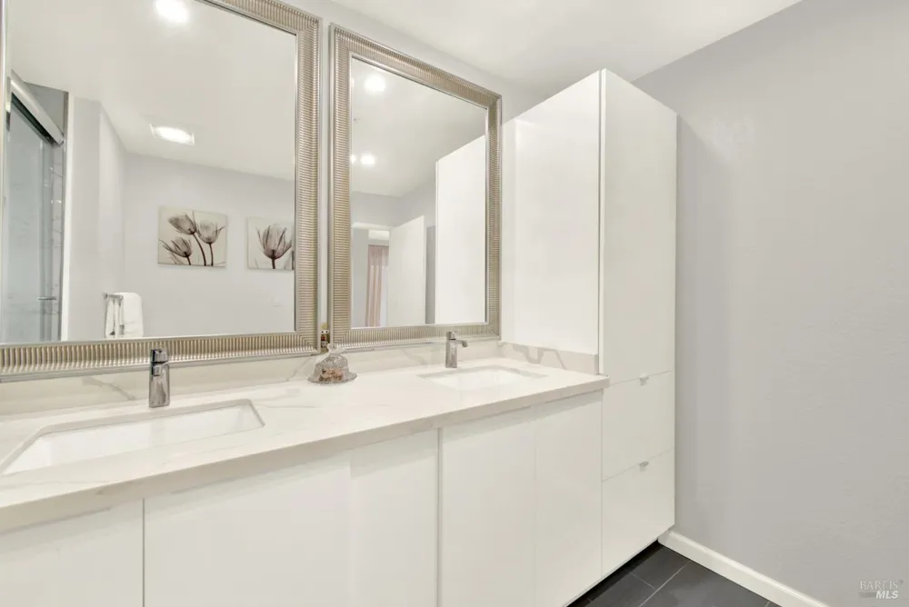 2144 Clay Street Napa, CA 94559