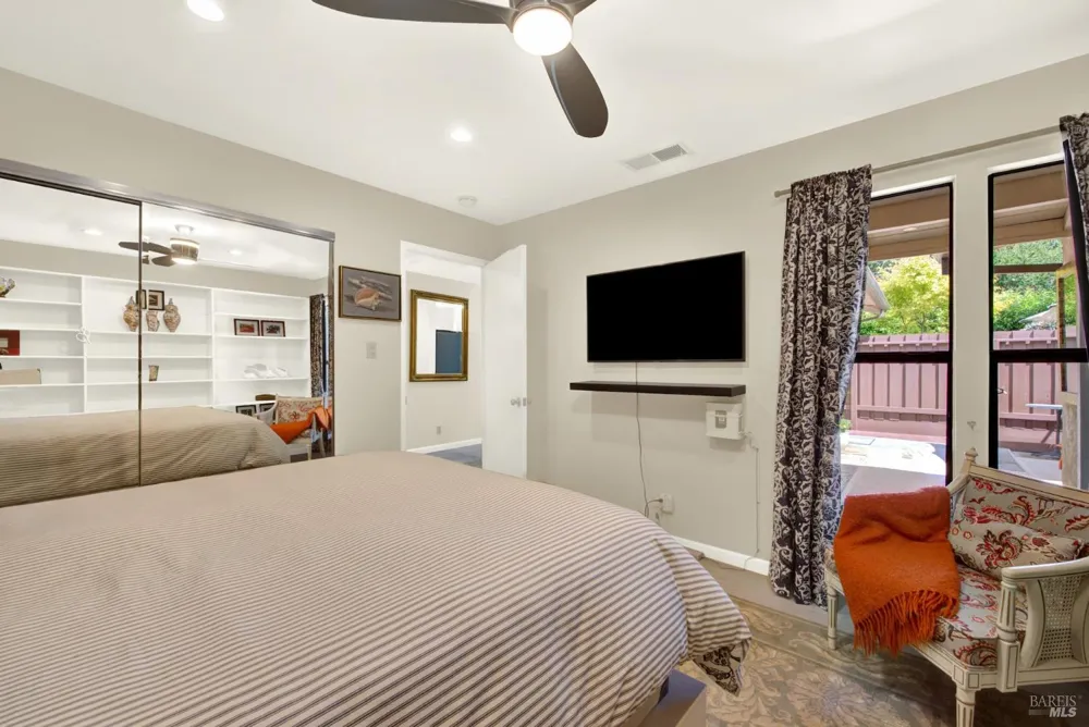 2144 Clay Street Napa, CA 94559