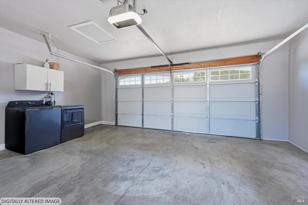 10306 Del Monte Way Kelseyville, CA 95451