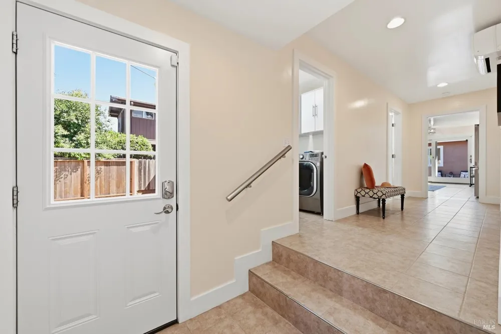 2139 Lone Oak Avenue Napa, CA 94558