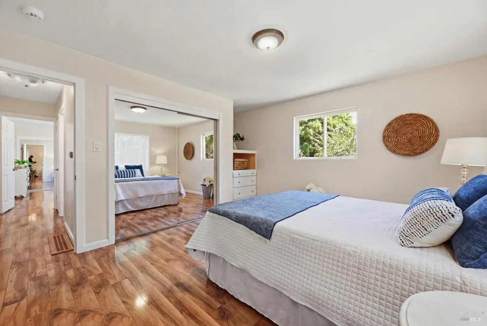 2139 Lone Oak Avenue Napa, CA 94558
