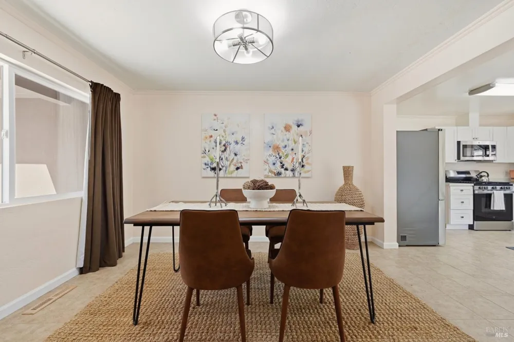 2139 Lone Oak Avenue Napa, CA 94558