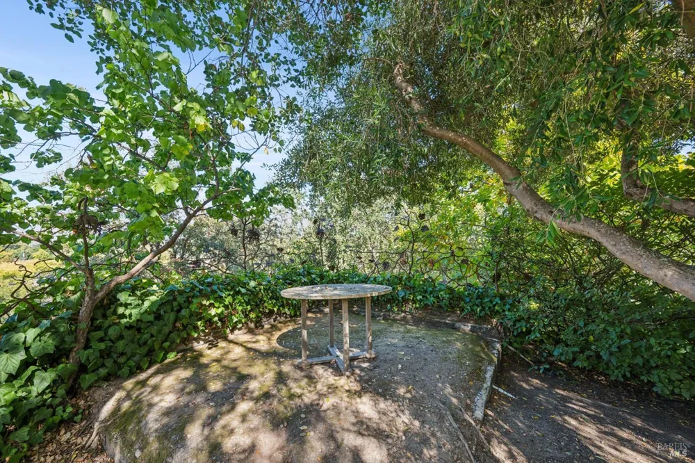 70 Corte Arriba Court Novato, CA 94949