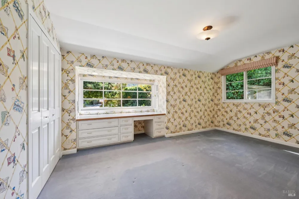 70 Corte Arriba Court Novato, CA 94949