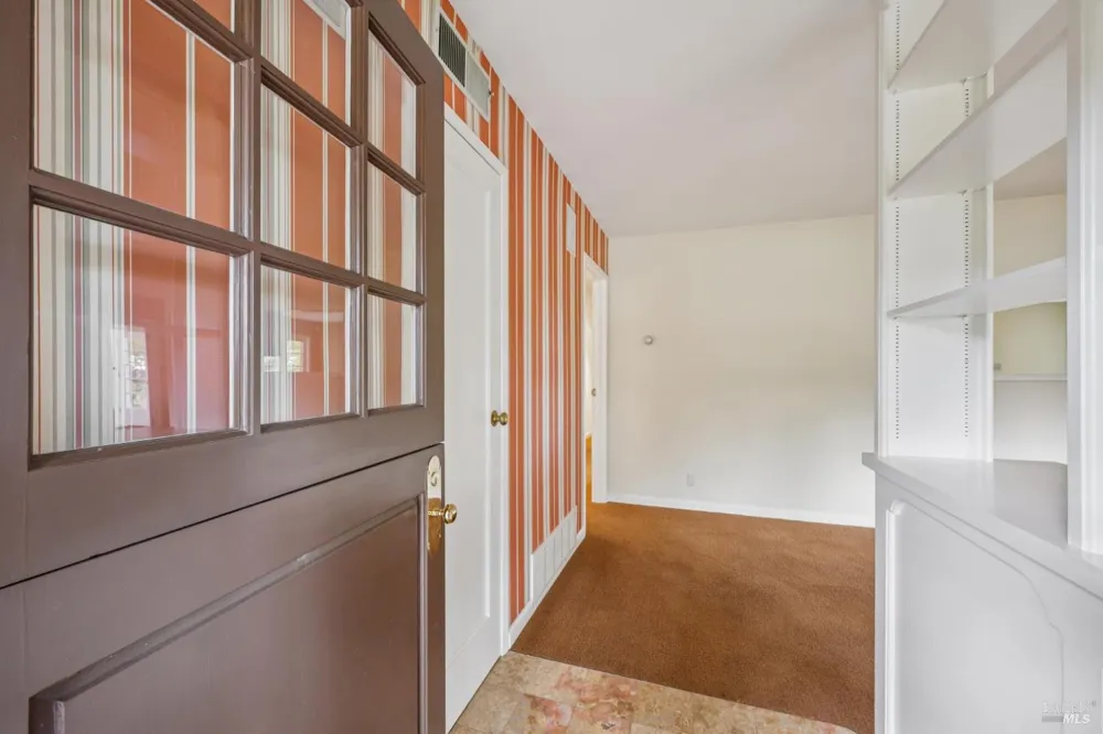 70 Corte Arriba Court Novato, CA 94949