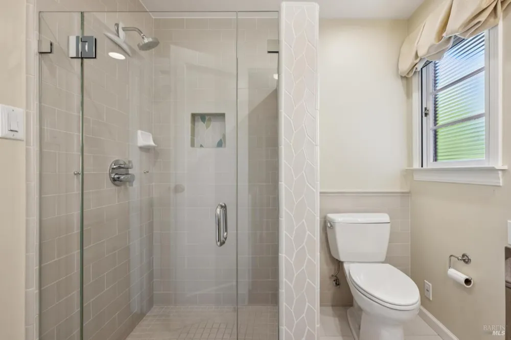 70 Corte Arriba Court Novato, CA 94949