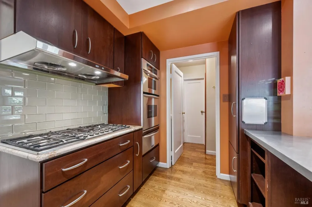 70 Corte Arriba Court Novato, CA 94949