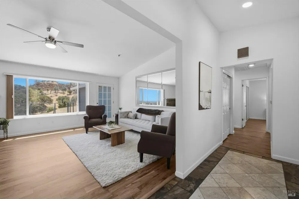 3854 Ciarlo Lane Vacaville, CA 95688