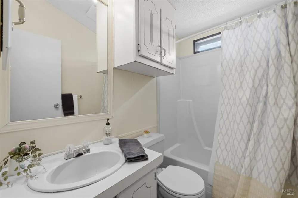 3854 Ciarlo Lane Vacaville, CA 95688
