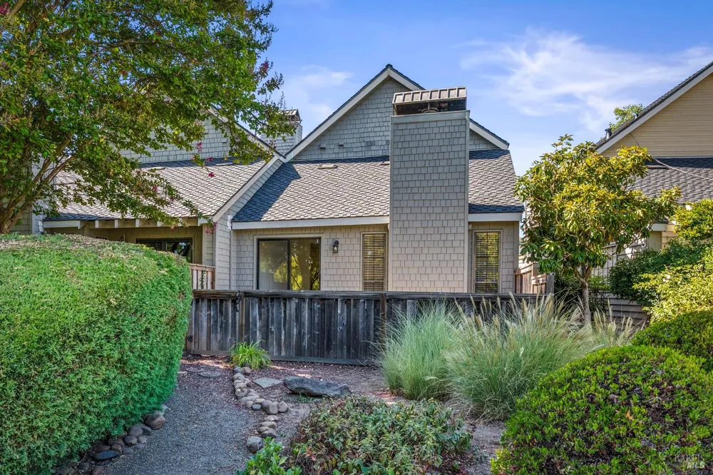 1903 Hopper Way Yountville, CA 94599