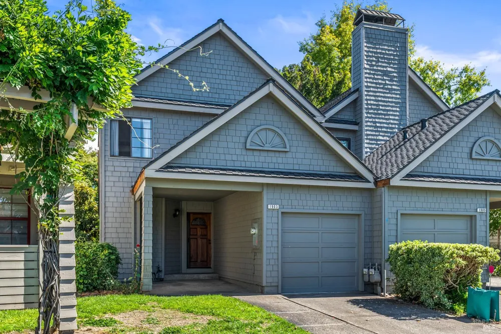 1903 Hopper Way Yountville, CA 94599