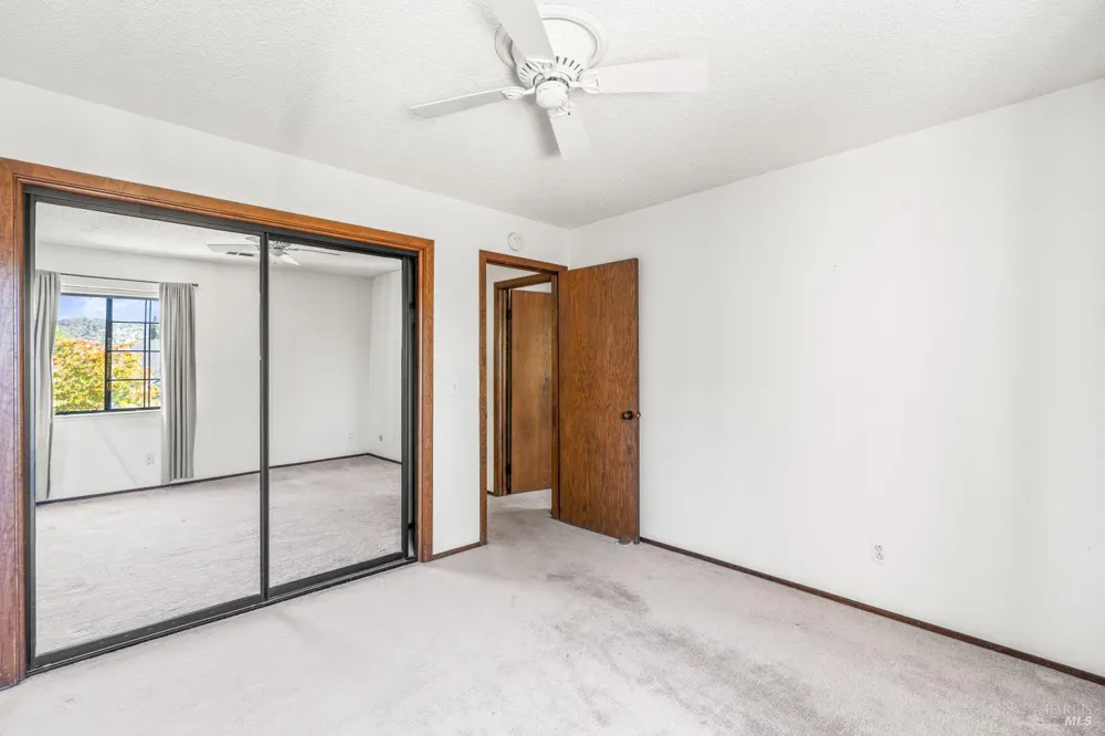 1903 Hopper Way Yountville, CA 94599
