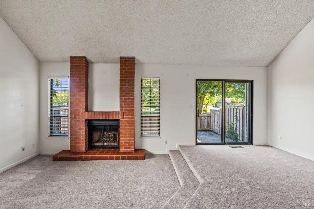 1903 Hopper Way Yountville, CA 94599