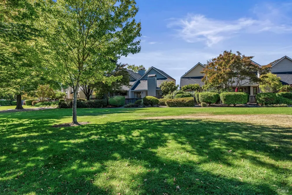 1903 Hopper Way Yountville, CA 94599