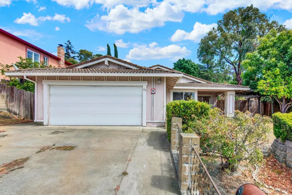 120 Parkhaven Drive Vallejo, CA 94591