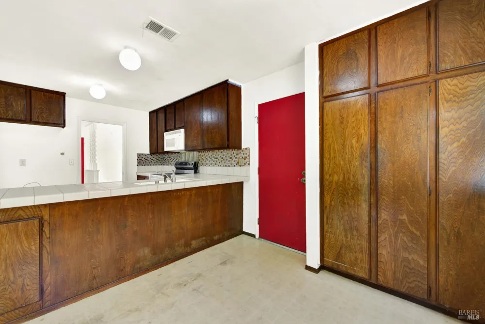 120 Parkhaven Drive Vallejo, CA 94591