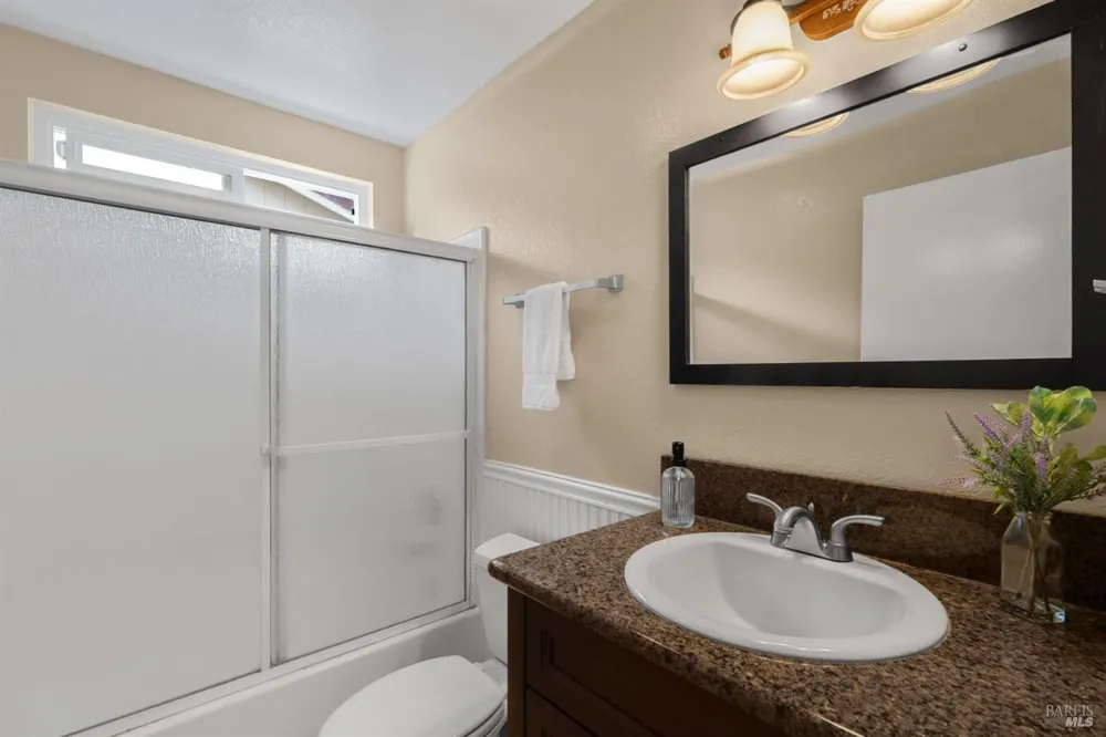 4984 Fern Place Rohnert Park, CA 94928