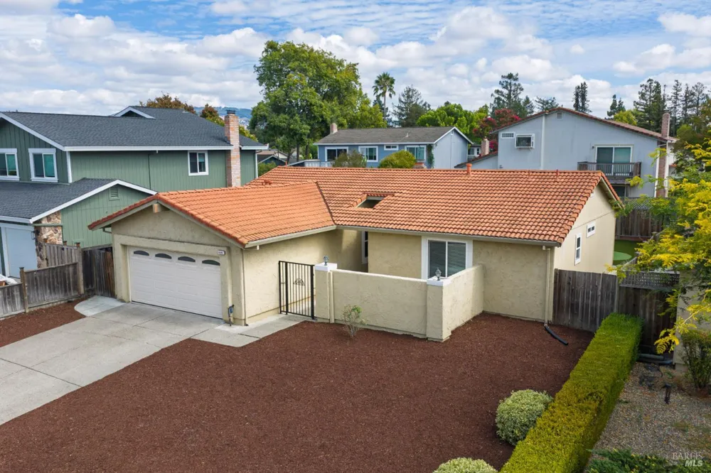 4984 Fern Place Rohnert Park, CA 94928