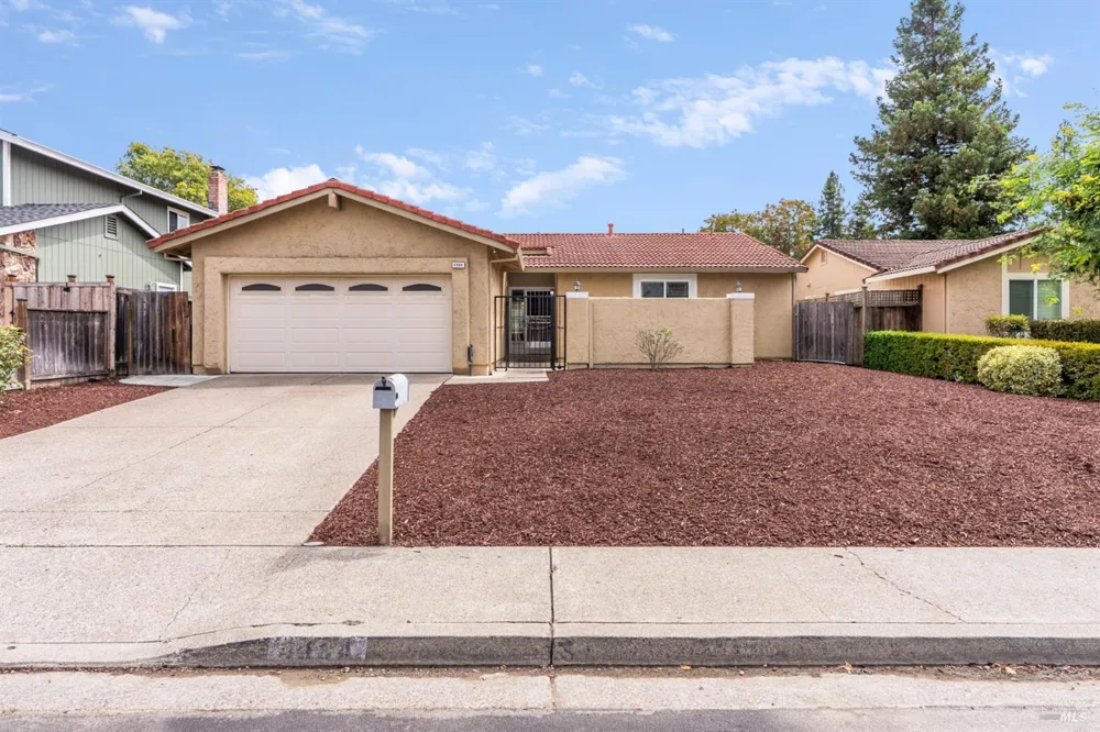 4984 Fern Place Rohnert Park, CA 94928