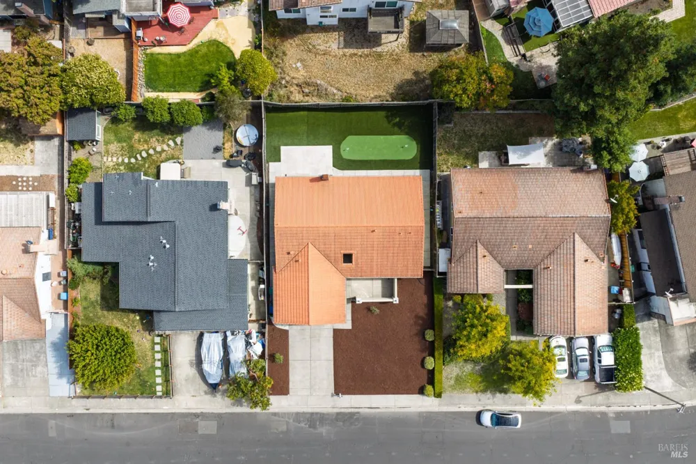 4984 Fern Place Rohnert Park, CA 94928