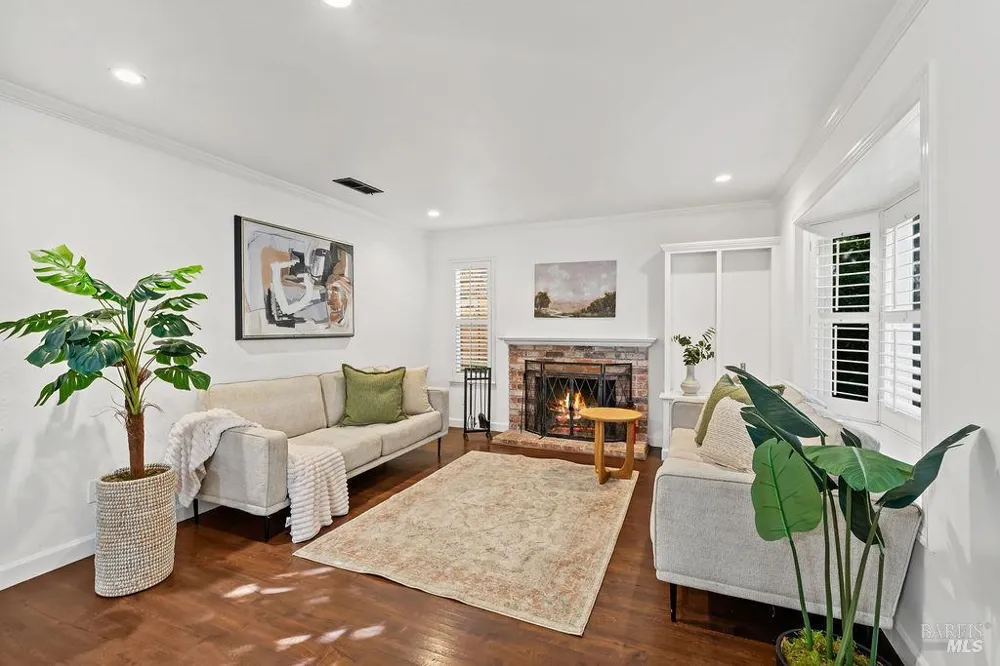 1132 Denise Drive Calistoga, CA 94515