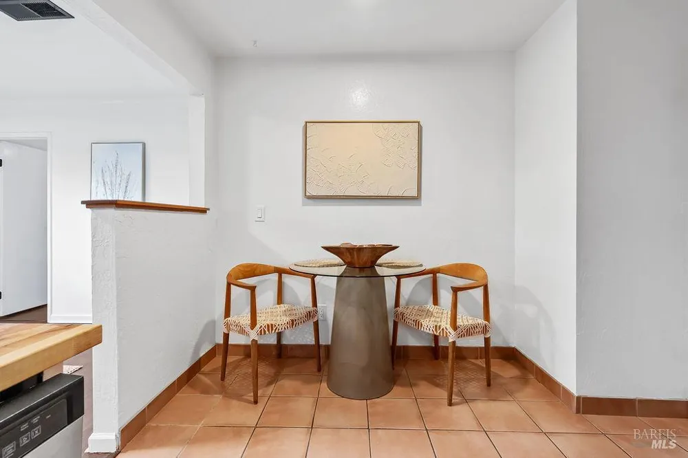 1132 Denise Drive Calistoga, CA 94515