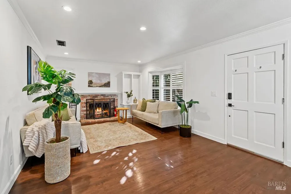 1132 Denise Drive Calistoga, CA 94515