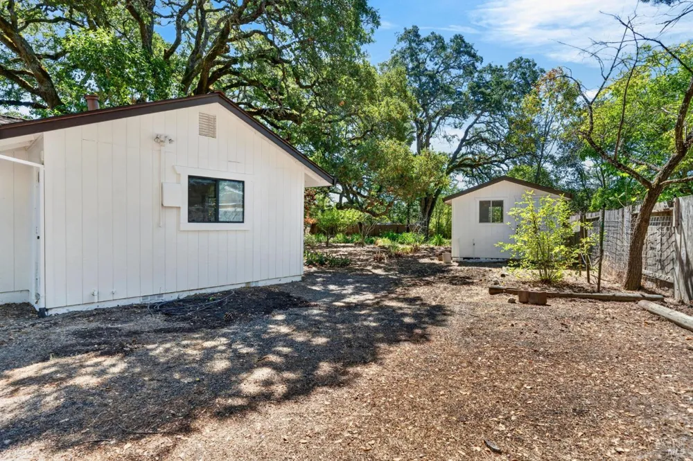 767 Joni Court Windsor, CA 95492