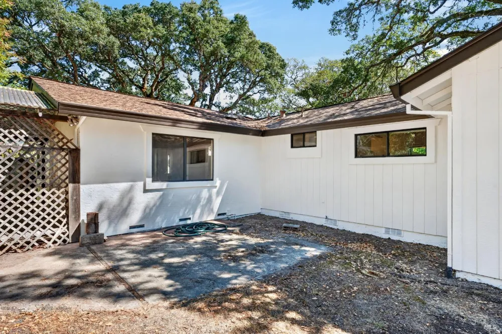 767 Joni Court Windsor, CA 95492