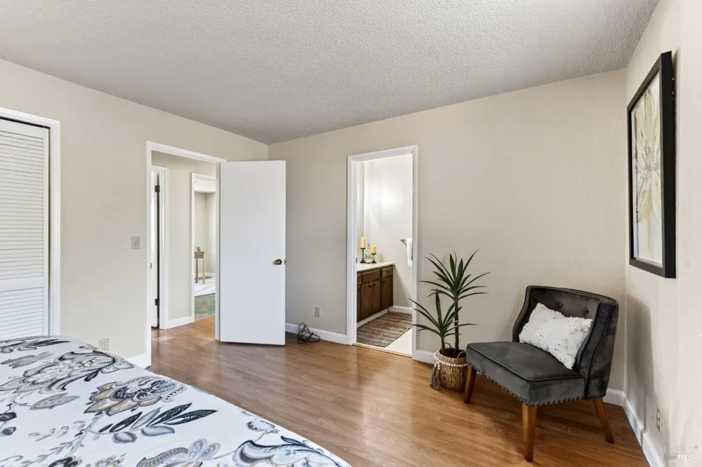 767 Joni Court Windsor, CA 95492