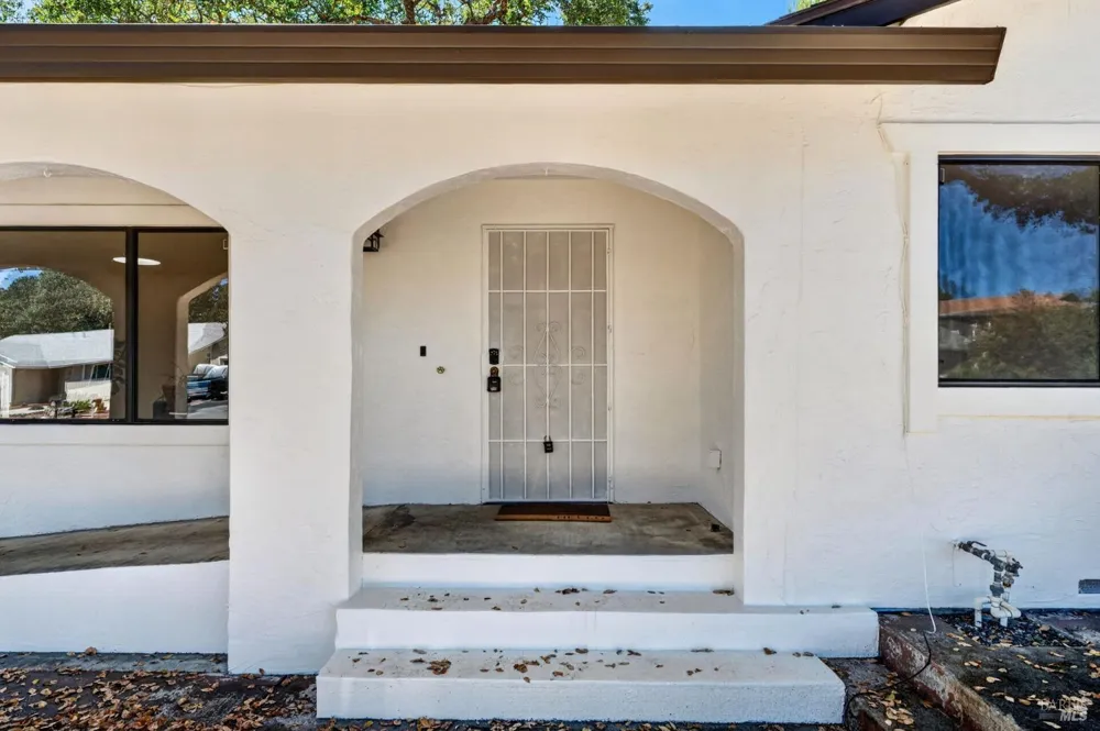 767 Joni Court Windsor, CA 95492