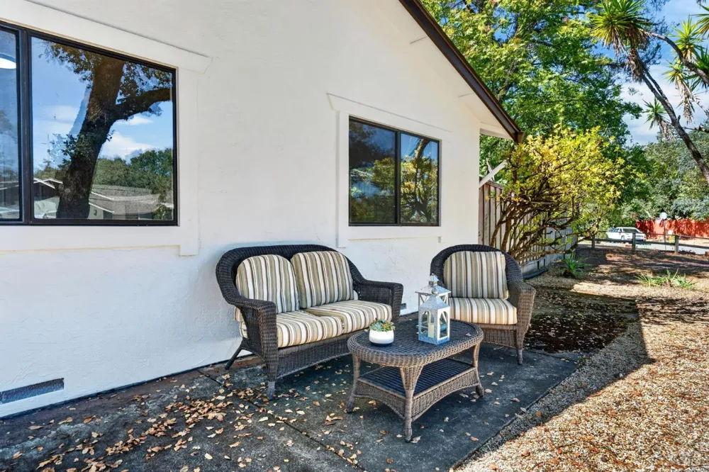 767 Joni Court Windsor, CA 95492
