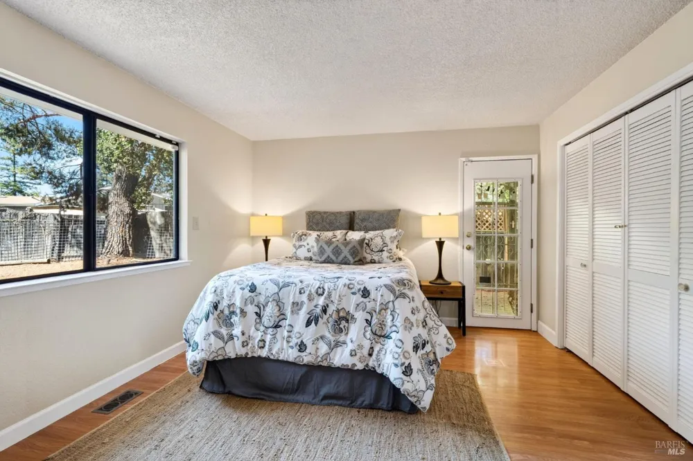 767 Joni Court Windsor, CA 95492