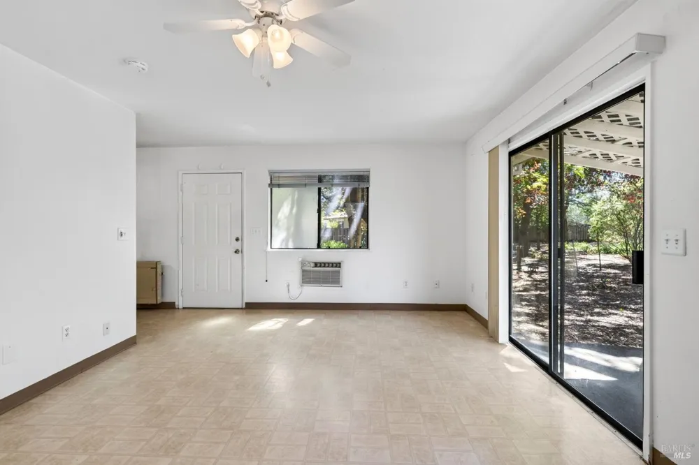 767 Joni Court Windsor, CA 95492