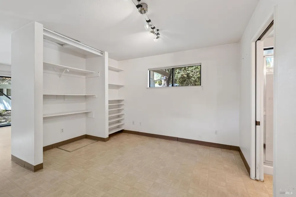 767 Joni Court Windsor, CA 95492
