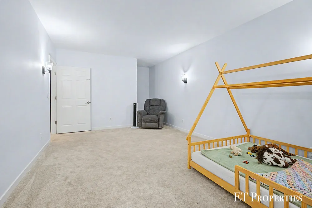 7801 Cascade Road SE Grand Rapids, MI 49546