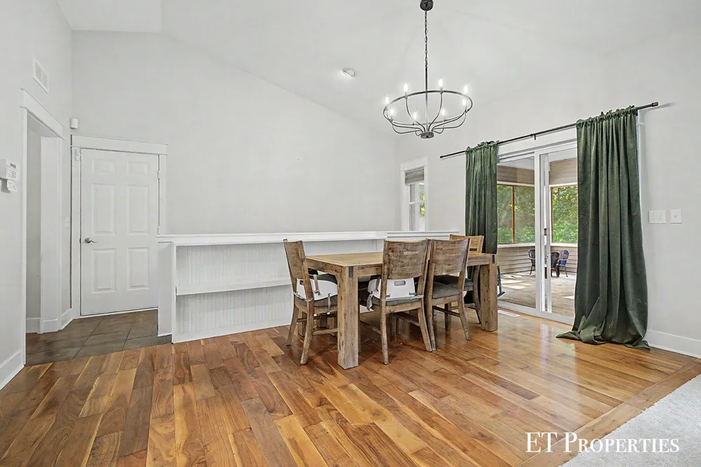 7801 Cascade Road SE Grand Rapids, MI 49546