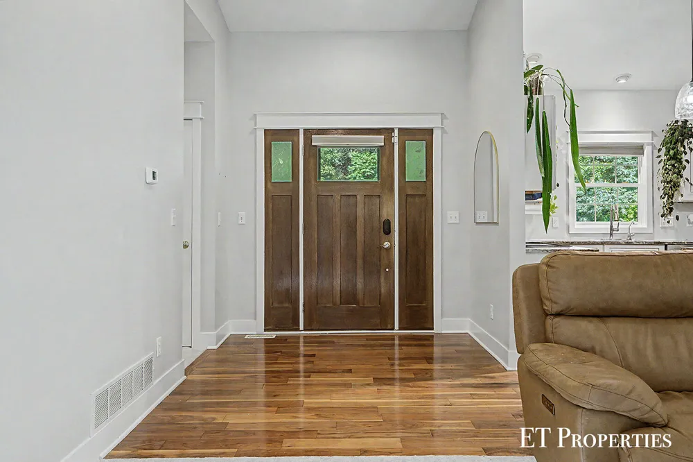 7801 Cascade Road SE Grand Rapids, MI 49546