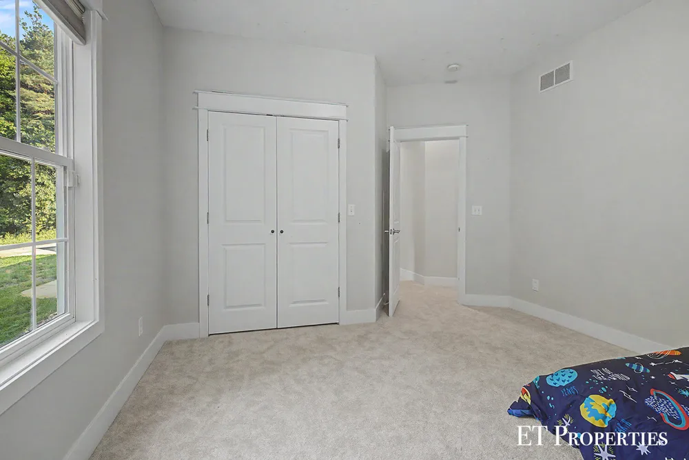 7801 Cascade Road SE Grand Rapids, MI 49546