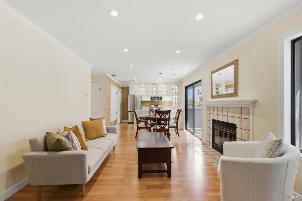 55 Hector Lane W Novato, CA 94949