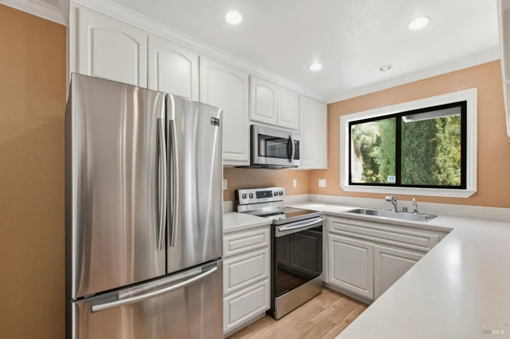55 Hector Lane W Novato, CA 94949