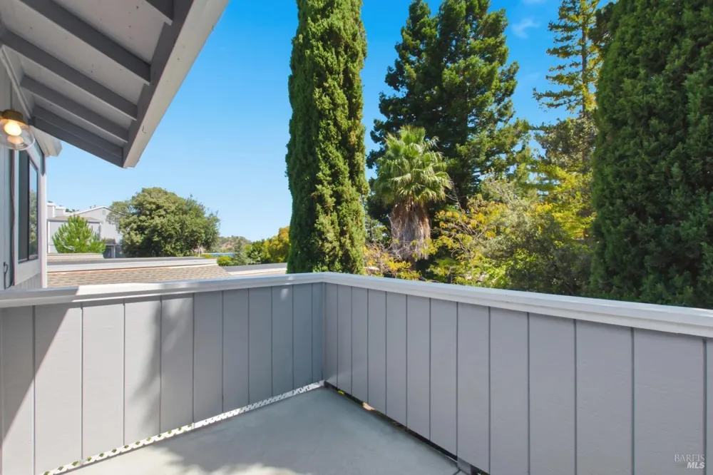 55 Hector Lane W Novato, CA 94949