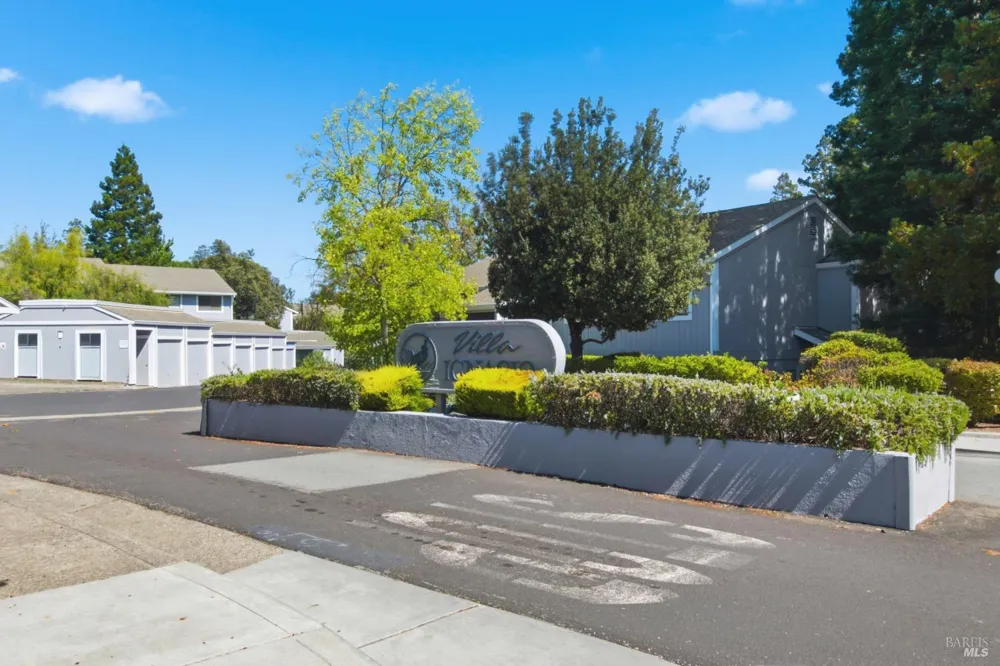 55 Hector Lane W Novato, CA 94949
