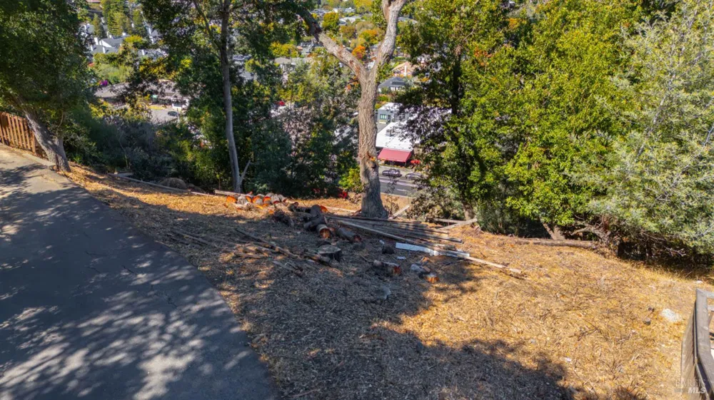 10 E Laverne Avenue Mill Valley, CA 94941