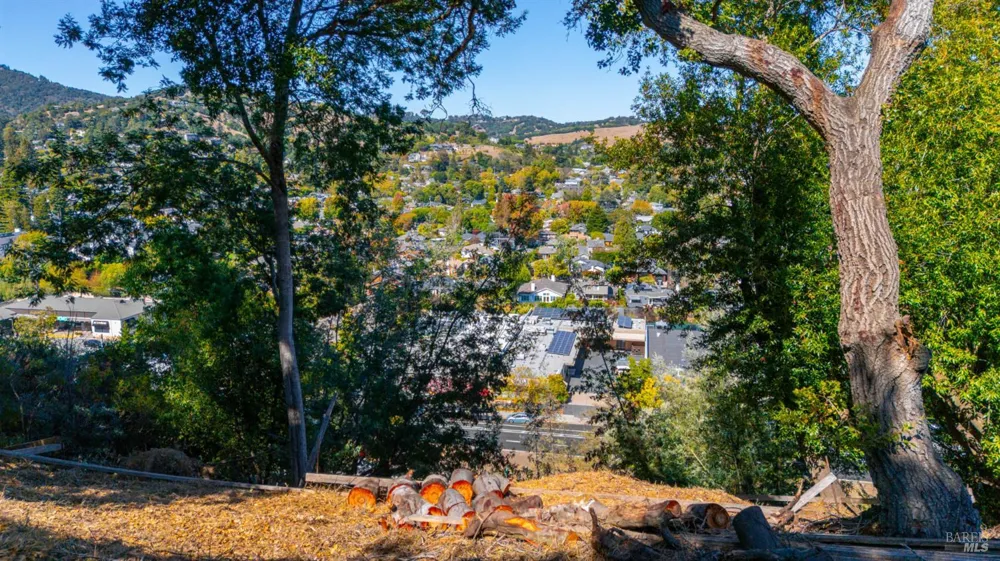 10 E Laverne Avenue Mill Valley, CA 94941