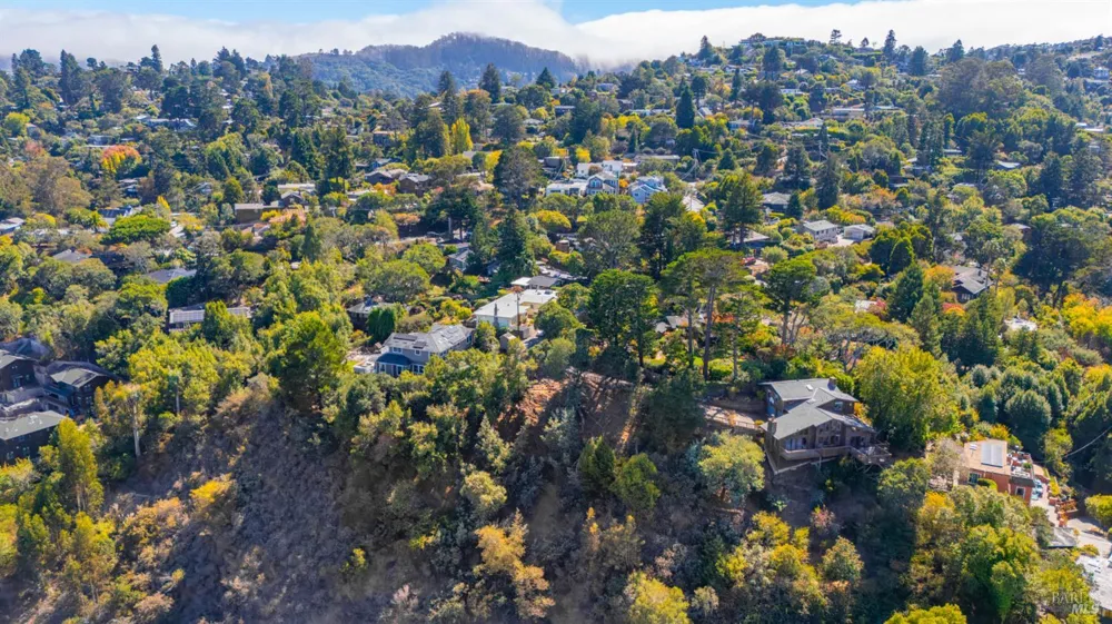 10 E Laverne Avenue Mill Valley, CA 94941