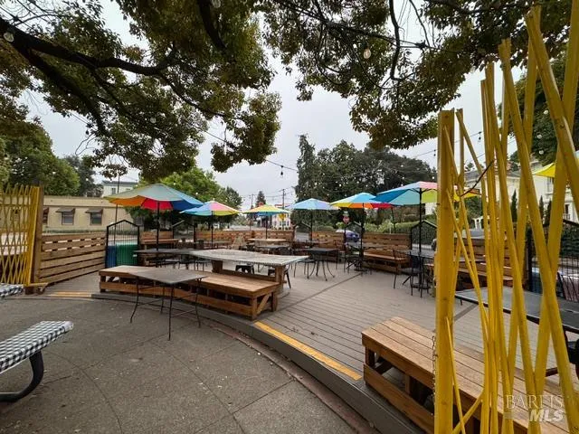 558 B STREET Santa Rosa, CA 95401
