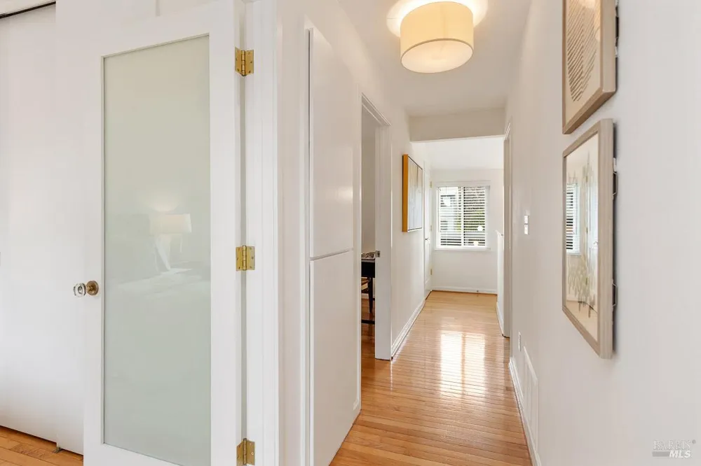 203 Sylvia Way San Rafael, CA 94903